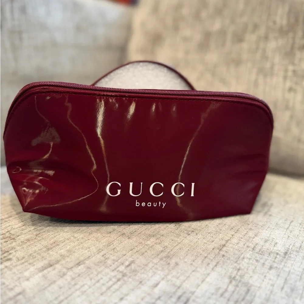 Gucci Burgundy Beauty Cosmetic Logo Bag/pouch AUTHENTIC